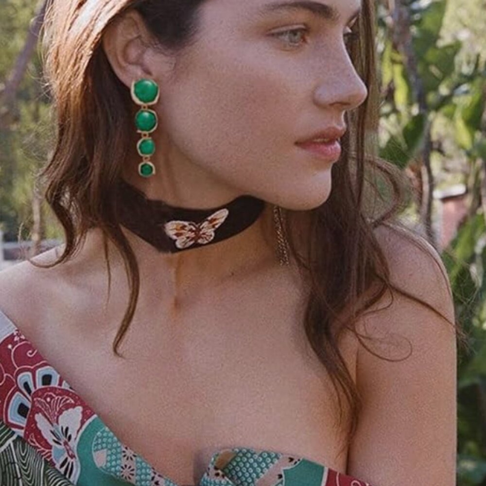 New! Zara Luxe Emerald-Hued Drop Earrings – Long Green Stones in Gold